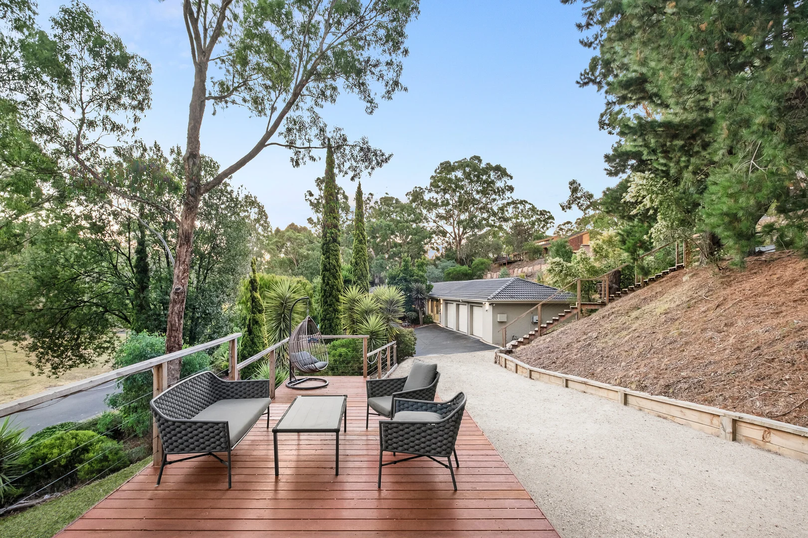 Additional image 14 of 1 Raymond Elliot Court, Park Orchards VIC 3114