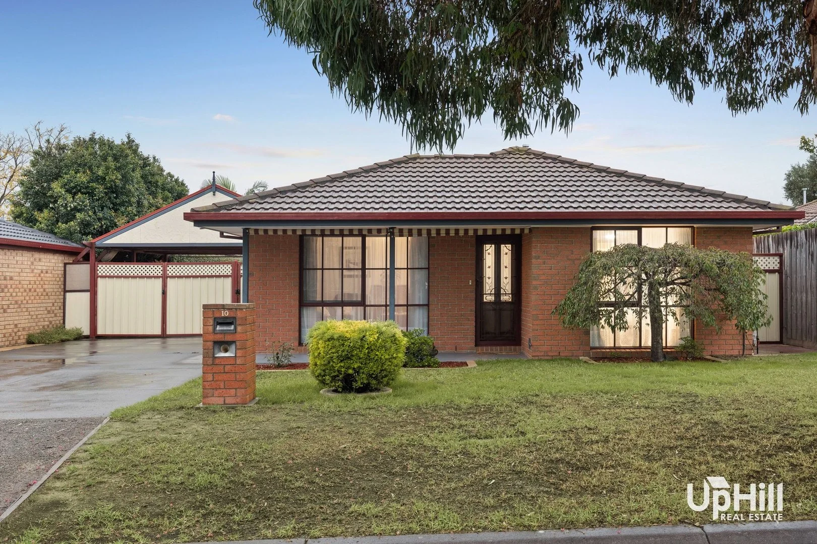 10 Kong Court, Hampton Park VIC 3976