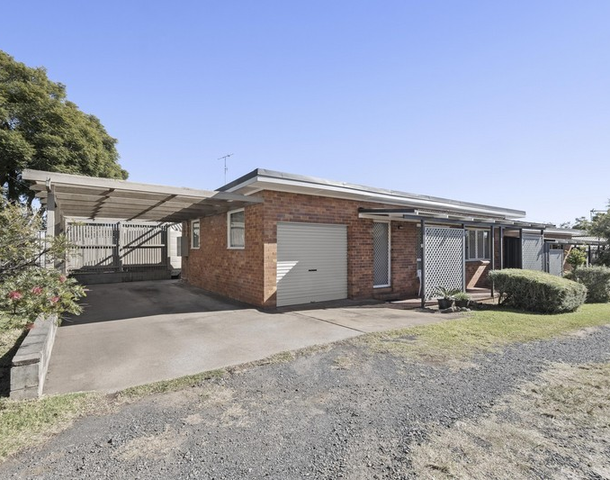 15 Boyes Street, Harristown QLD 4350