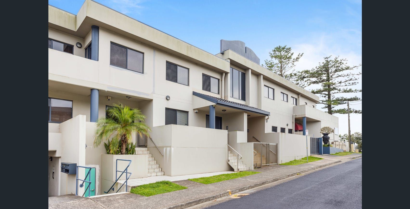 3 bedrooms Townhouse in 3/1 Ena Street TERRIGAL NSW, 2260