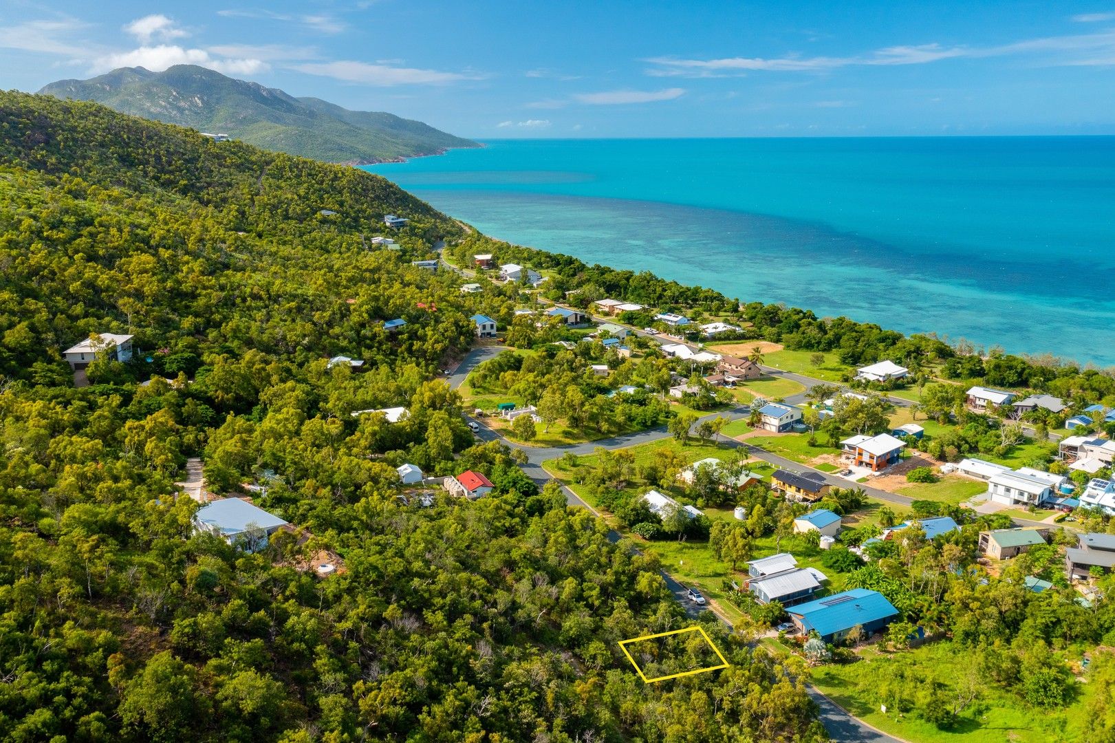 Vacant land in 34 Rattray Avenue, HIDEAWAY BAY QLD, 4800