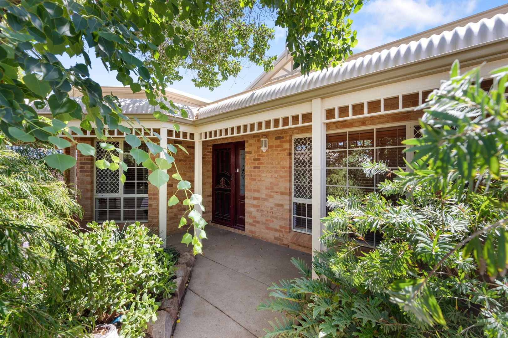 4 bedrooms House in 41A Lyall Street LAMINGTON WA, 6430