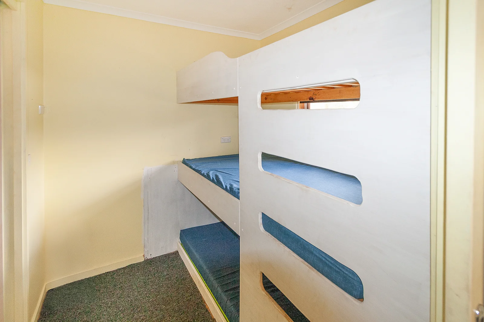Image 25