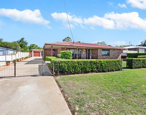 5 Hass Street, Oakey QLD 4401