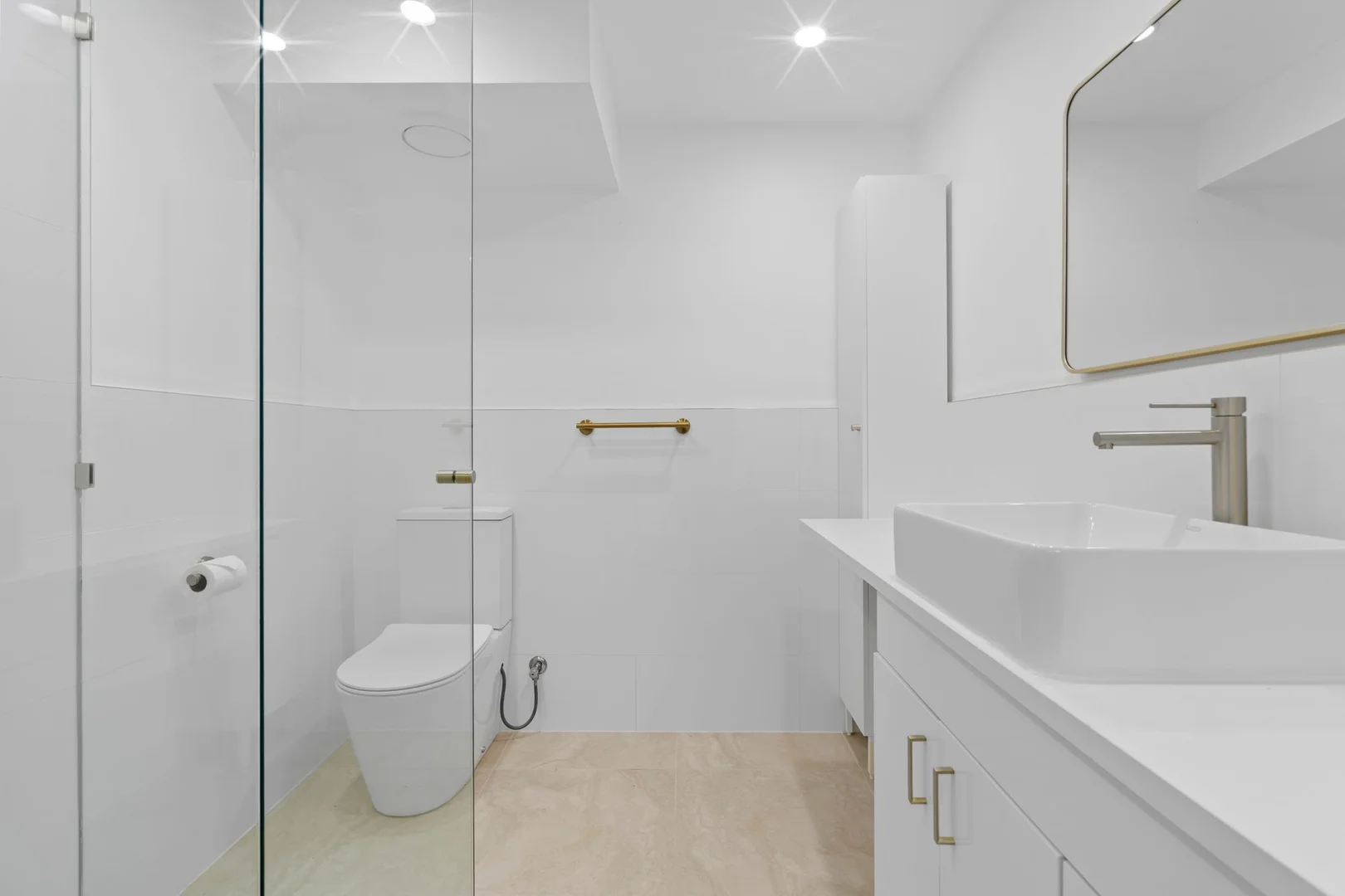 Additional image 6 of 8B Crest Dr, Elanora QLD 4221