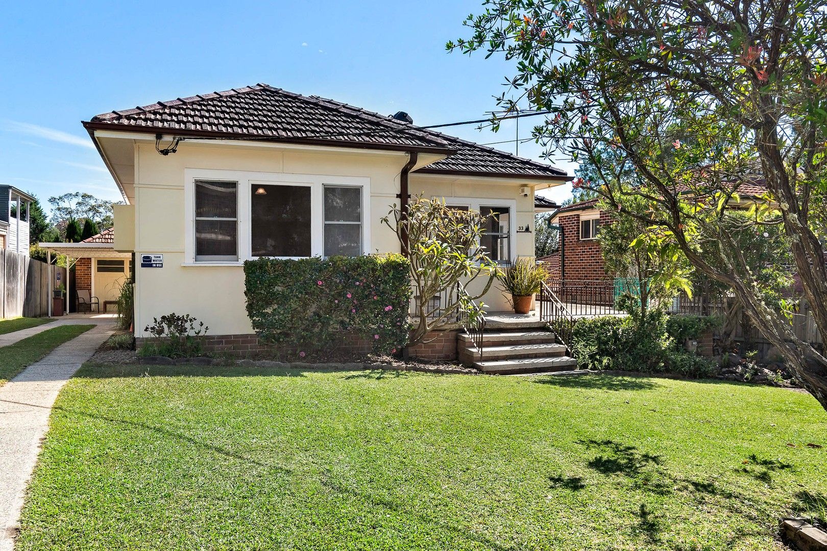 33 Lords Avenue, Asquith NSW 2077, Image 0