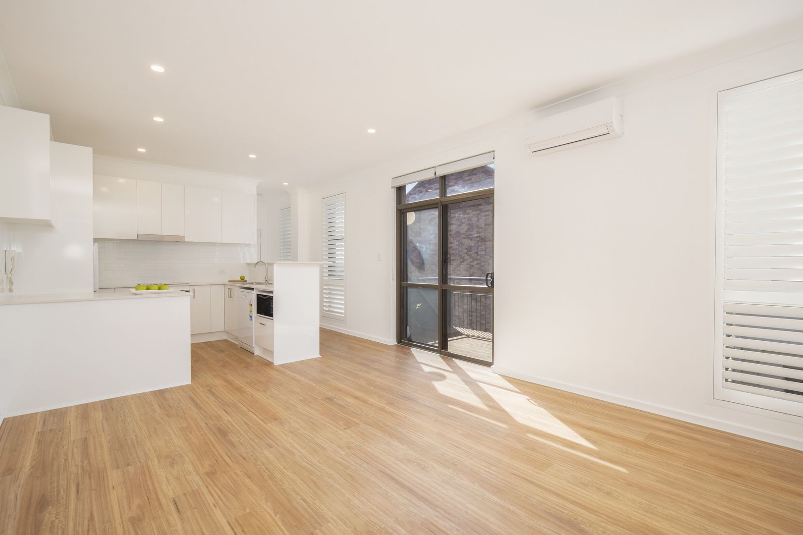 11/112-116 Tyrrell Street, The Hill NSW 2300, Image 2