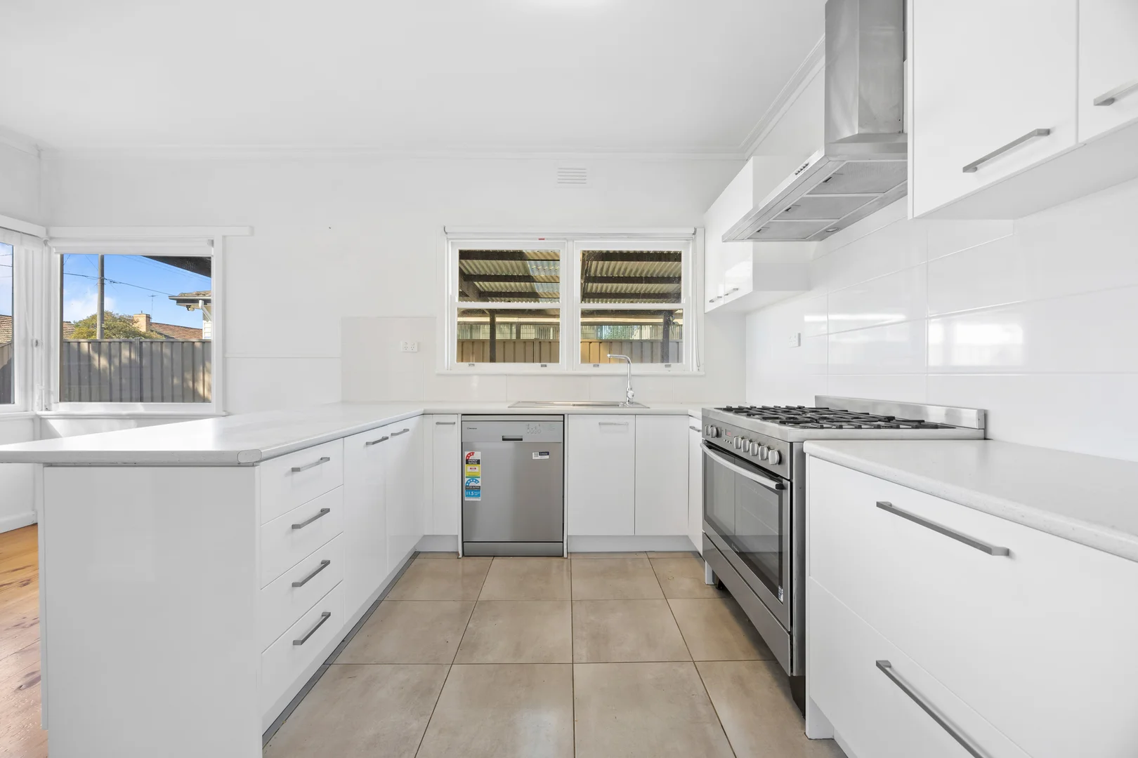 Additional image 2 of 29 Grandview Grove, Wendouree VIC 3355