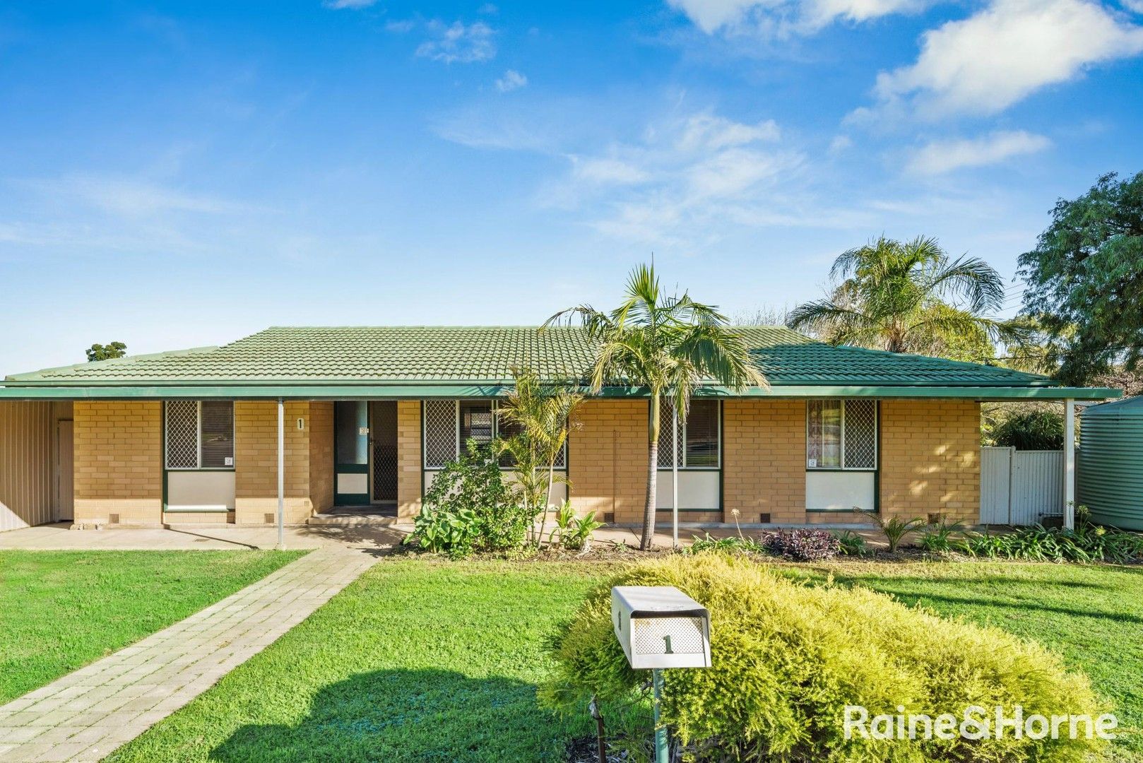 1 Ansbert Street, Christie Downs SA 5164, Image 0