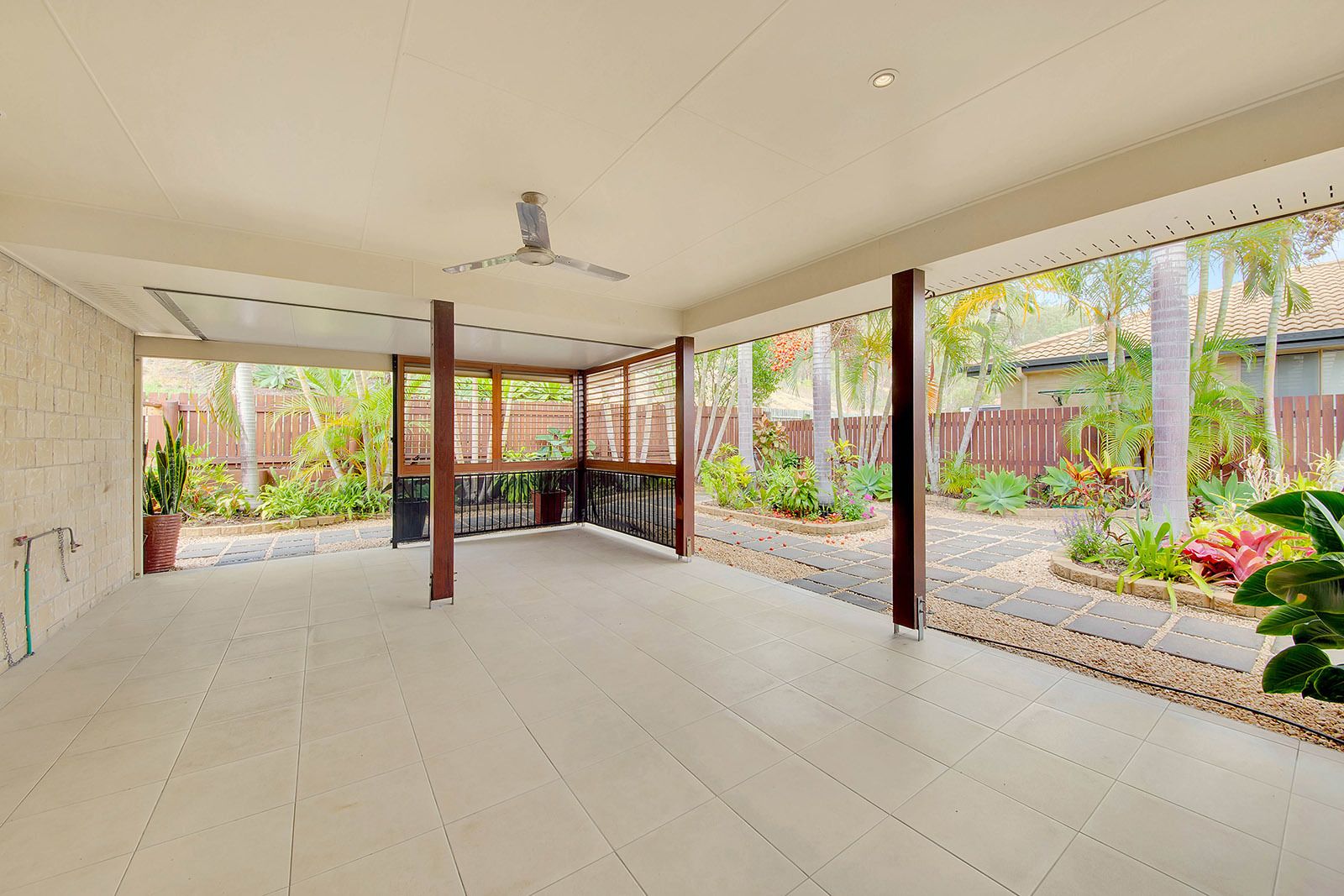 11 Southern Cross Cl, Telina QLD 4680, Image 1