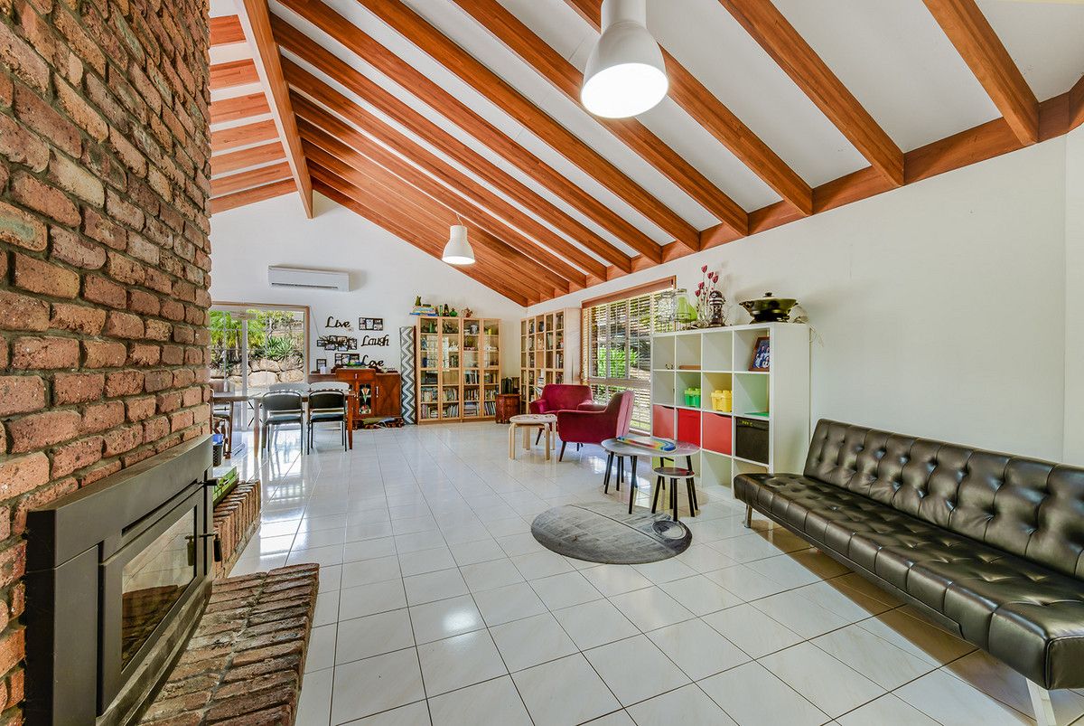 3 Sanctuary Court, Eatons Hill QLD 4037, Image 2