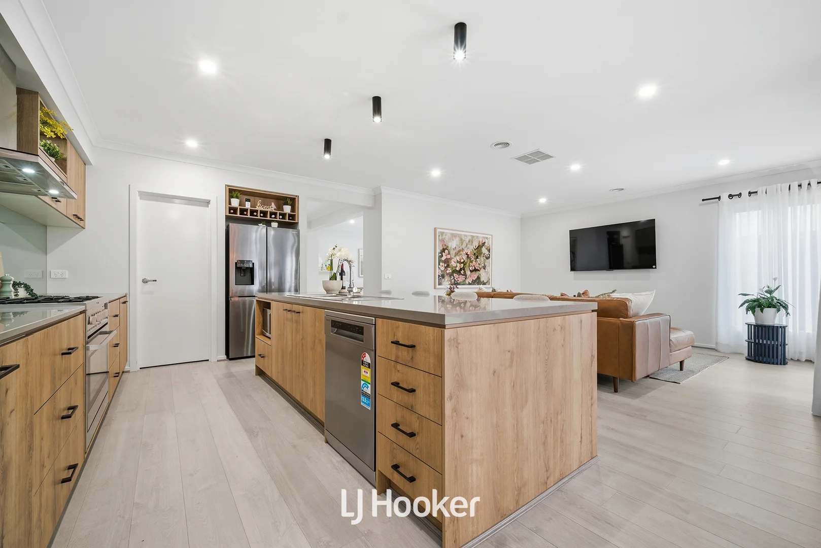 Additional image 11 of 43 Somme Crescent, Berwick VIC 3806