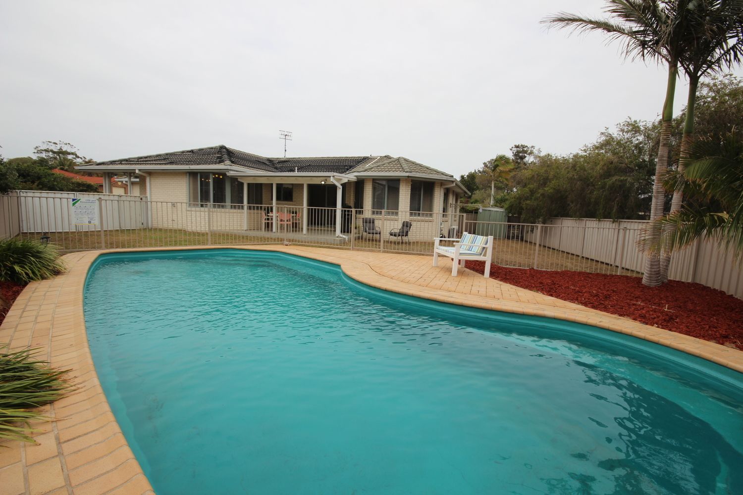 8 Paruna Court, Forster NSW 2428, Image 0