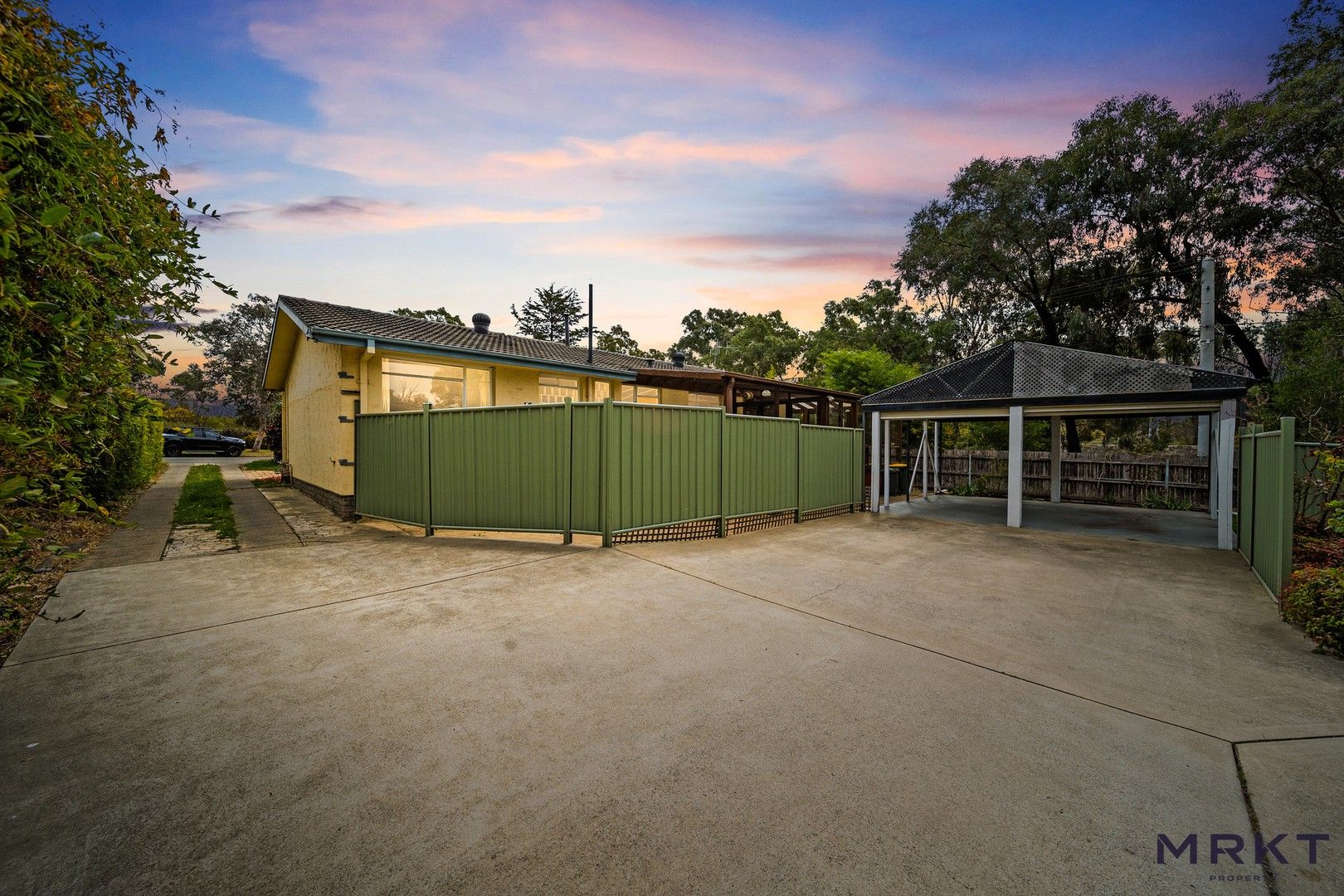 3 bedrooms House in 10A Byrnes Place CURTIN ACT, 2605