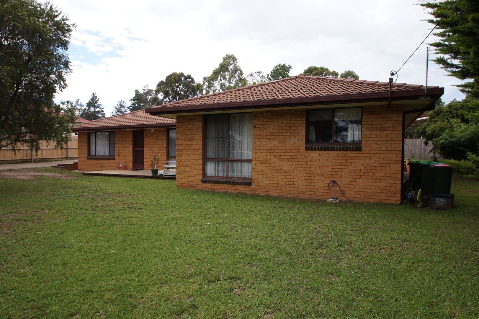 2/32 Uralla Road, Armidale NSW 2350 Apartment For Rent Domain