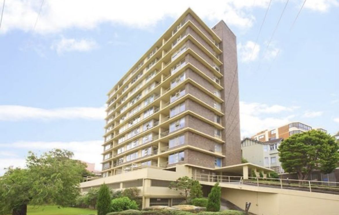 12/2 East Crescent Street, McMahons Point NSW 2060 Apartment For Rent