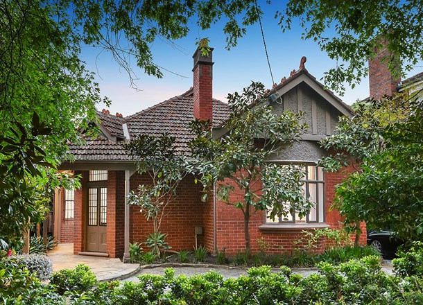 10 Avenel Road, Kooyong VIC 3144