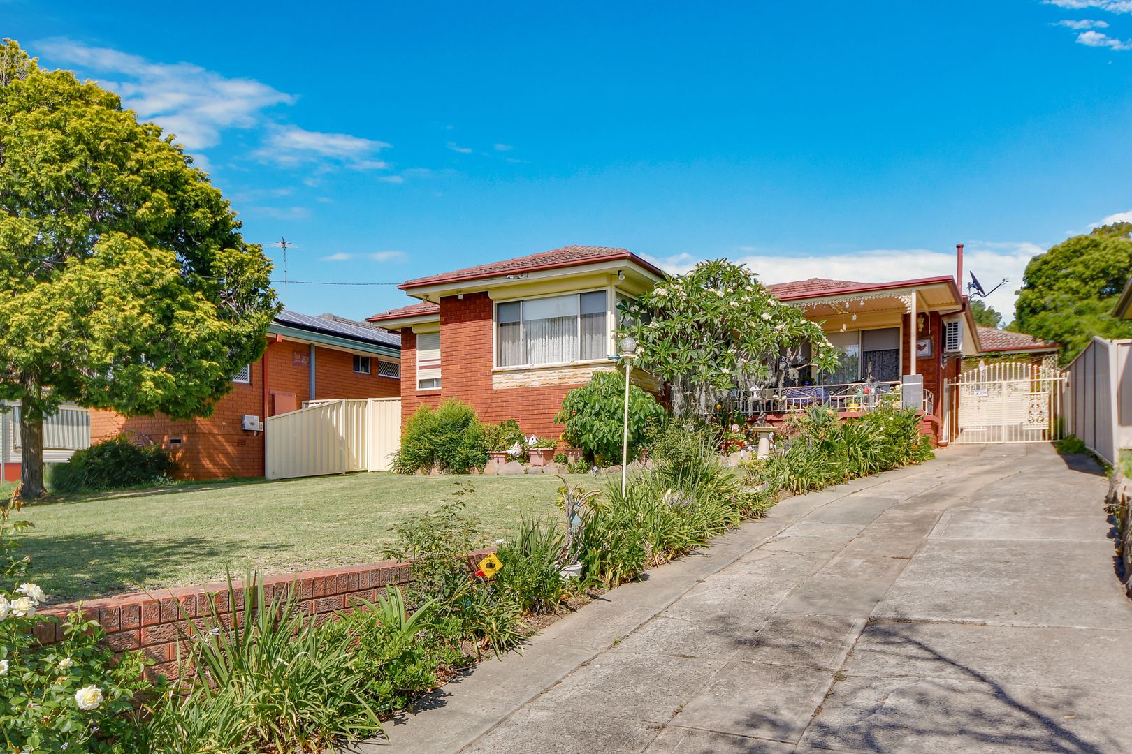 75 St Johns Road, Bradbury NSW 2560