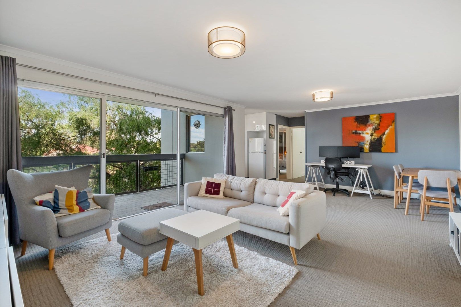 2 bedrooms Apartment / Unit / Flat in 10/169 Railway Parade MOUNT LAWLEY WA, 6050