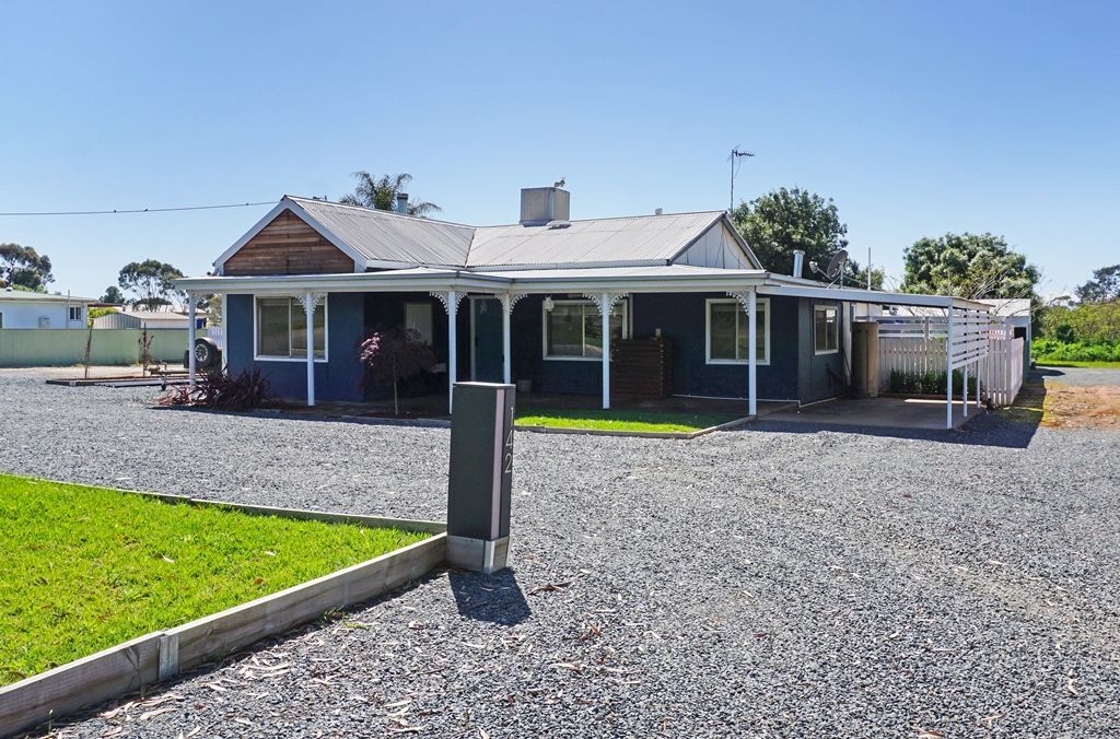 142 Ungarie Road, West Wyalong NSW 2671, Image 0