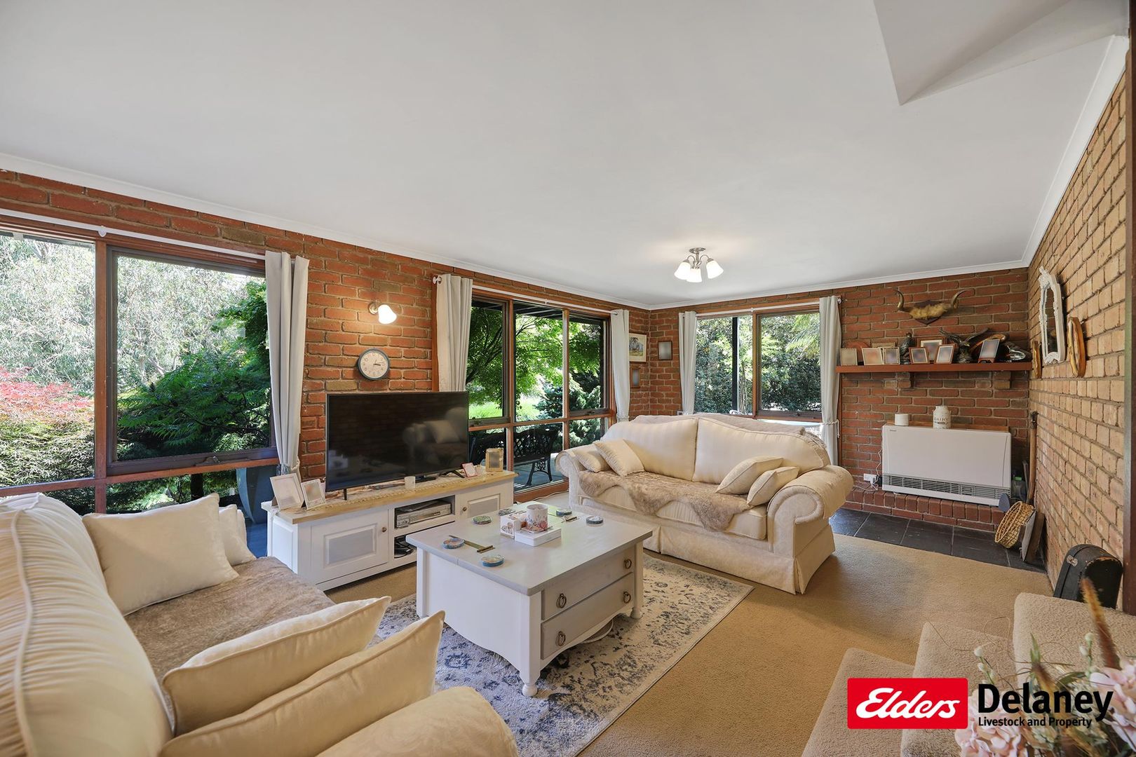 100 Fishers Road, Drouin West VIC 3818, Image 2