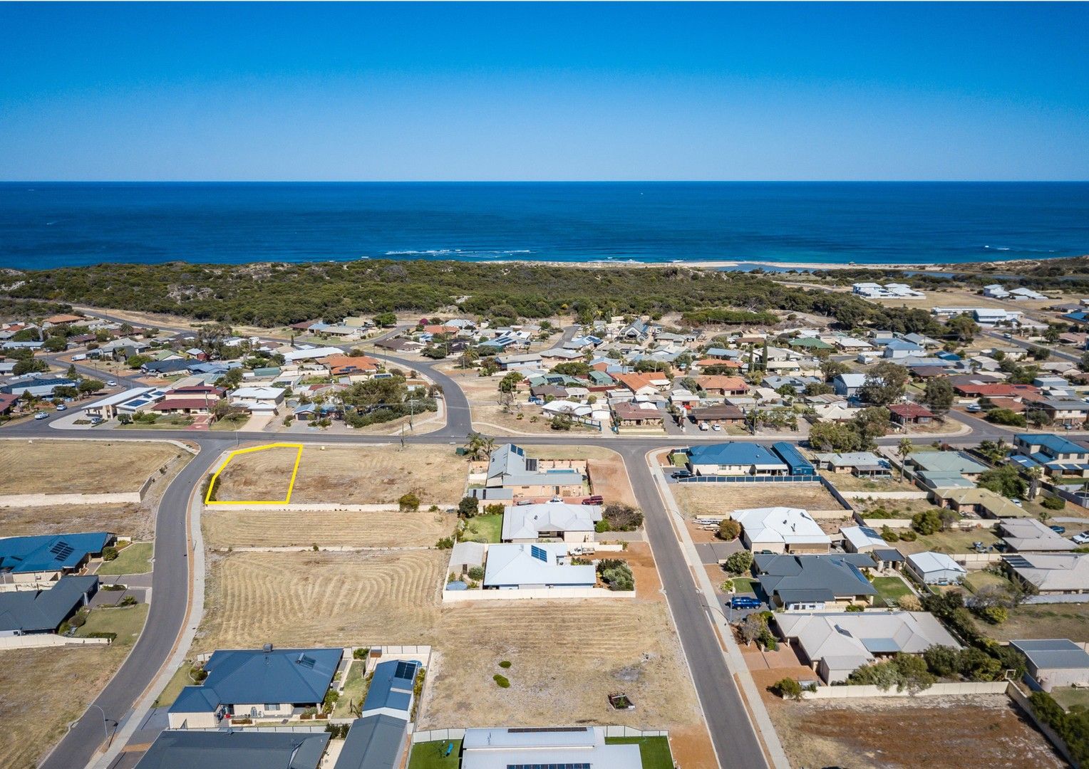 Vacant land in 21 Pearse Road, PORT DENISON WA, 6525