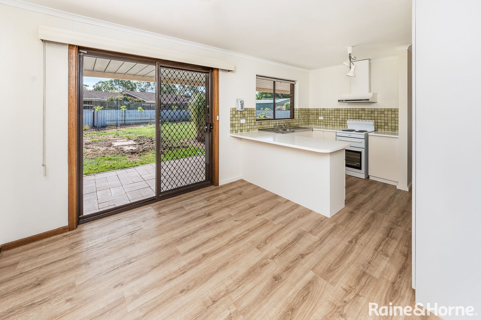 2 Stirling Road, Strathalbyn SA 5255, Image 2