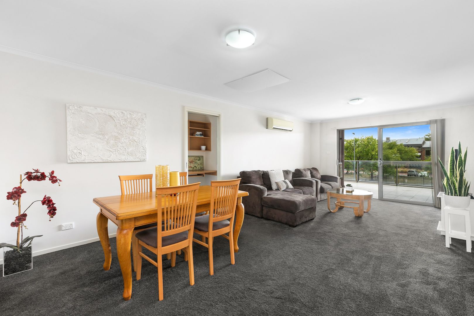 2/21 Wiseman Street, Macquarie ACT 2614, Image 2