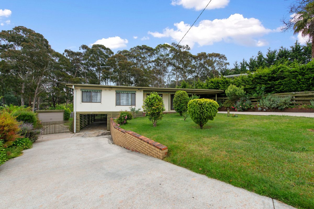 15 Christopher Court, Lakes Entrance VIC 3909, Image 0