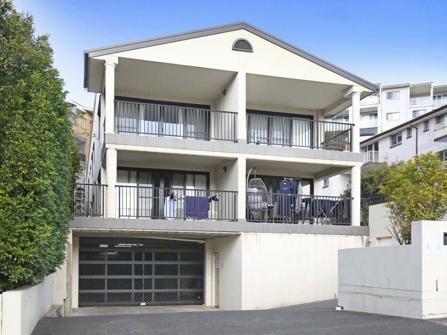 2 bedrooms Apartment / Unit / Flat in 3/27 Mercury Street WOLLONGONG NSW, 2500