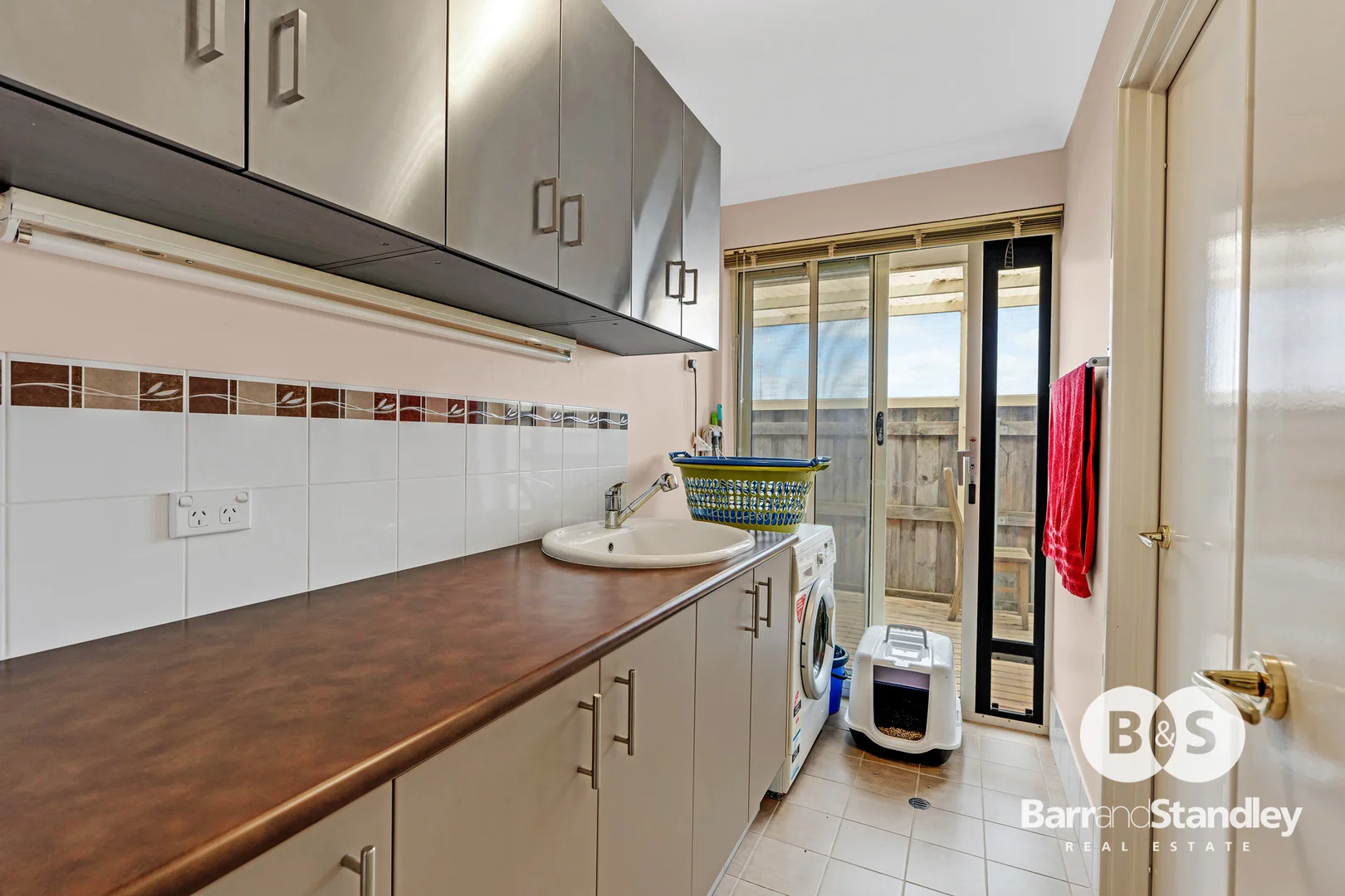 196 Braidwood Drive, Australind WA 6233 | Domain