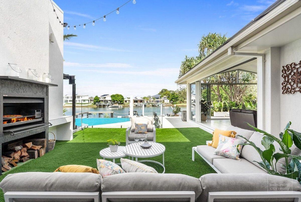 3 bedrooms House in 10 Delisser Place PELICAN WATERS QLD, 4551