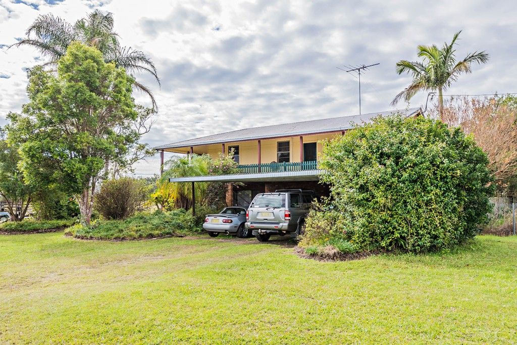 843 Coldstream Terrace, Tucabia Property History & Address Research