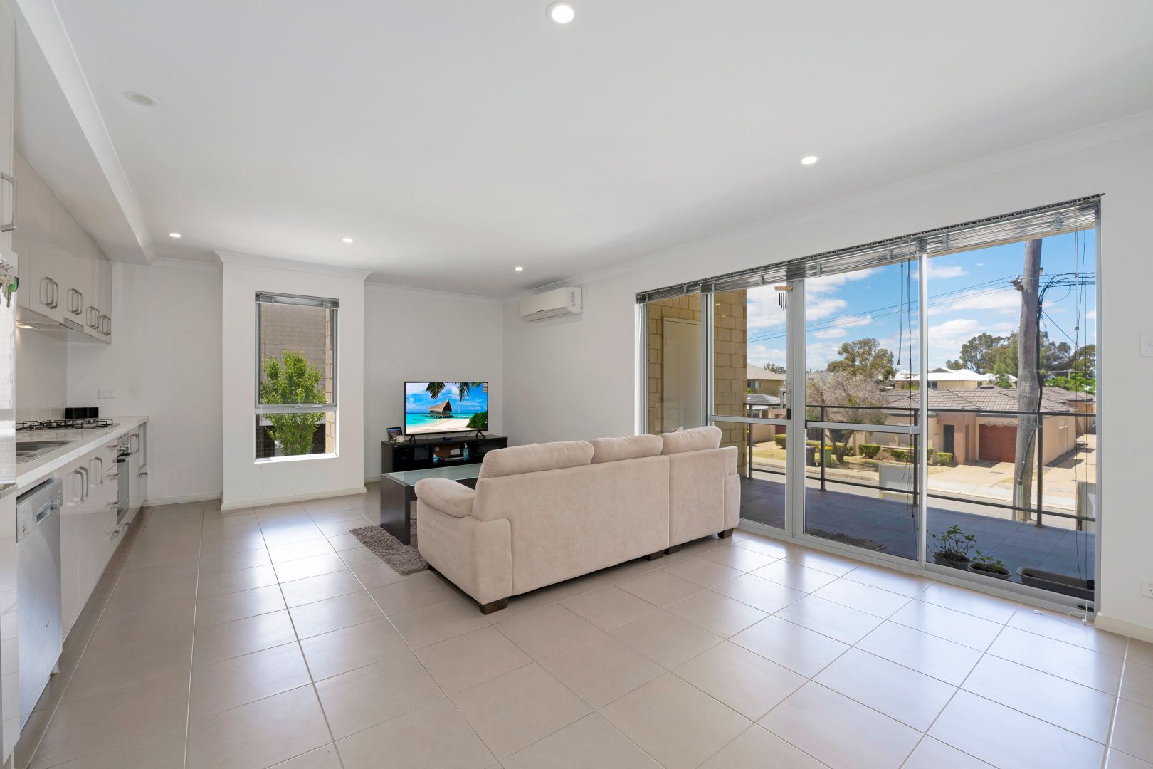 101/9 Central Terrace, Beckenham WA 6107, Image 1