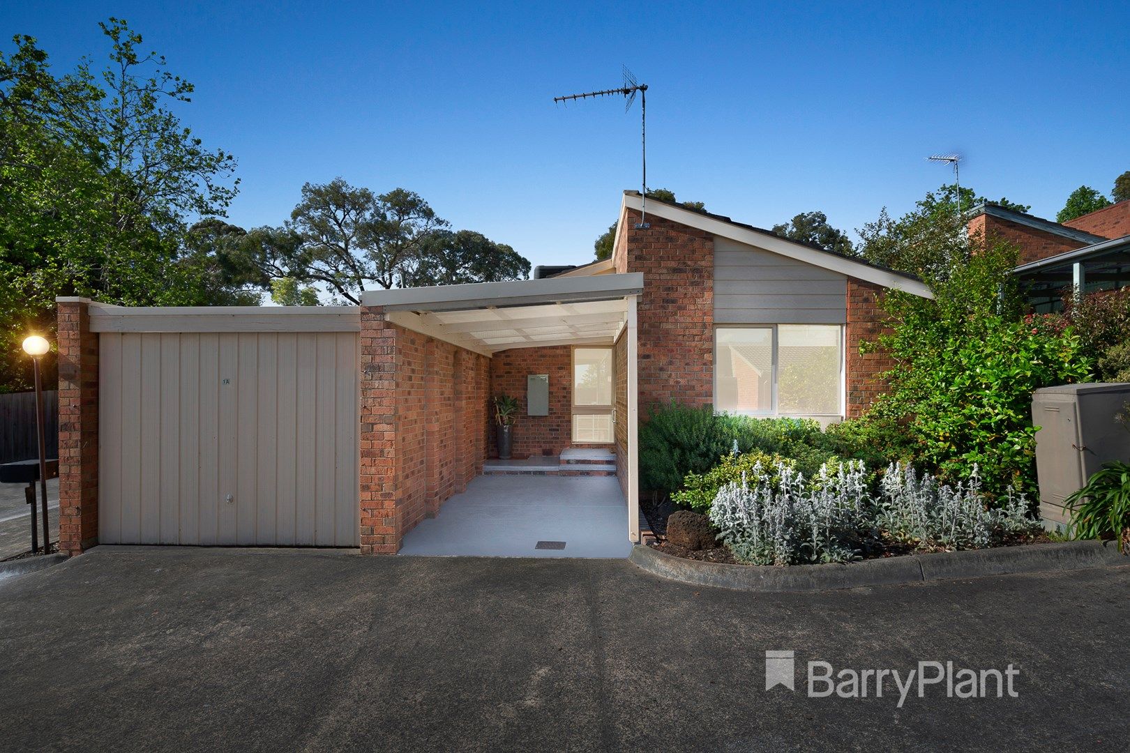 1A Warrenwood Close, Ferntree Gully VIC 3156, Image 2