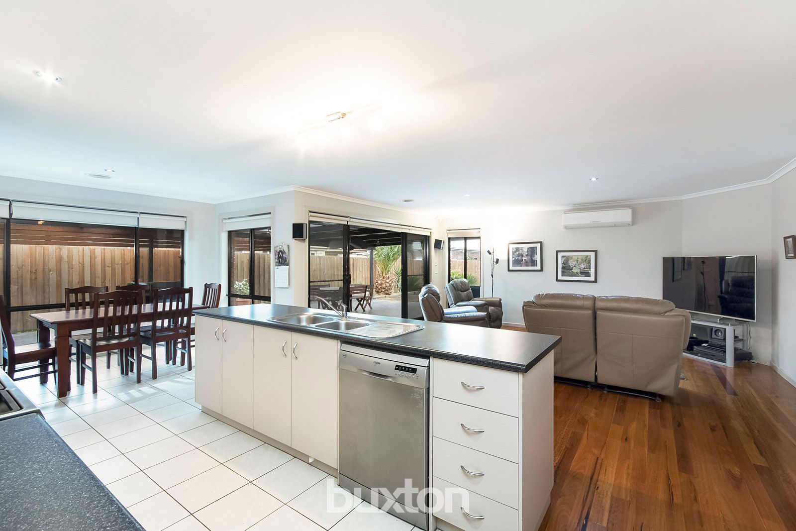 47 Haugh Street, Lovely Banks VIC 3213, Image 2