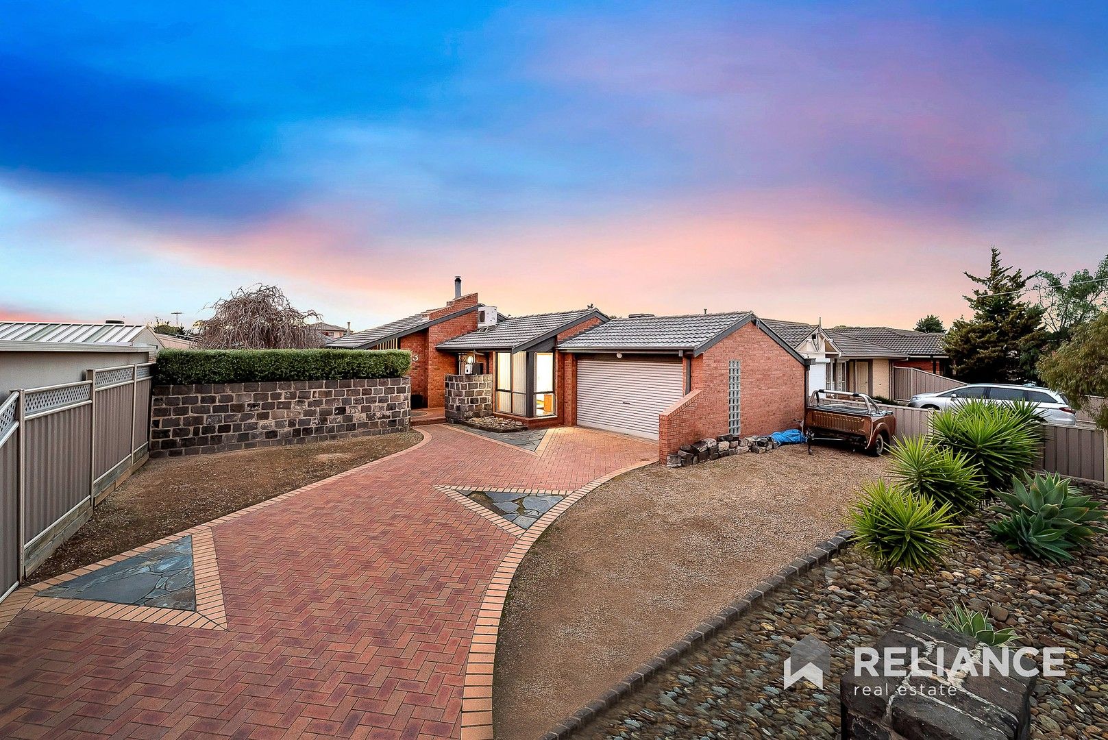 4 bedrooms House in 23 Doris Drive HOPPERS CROSSING VIC, 3029