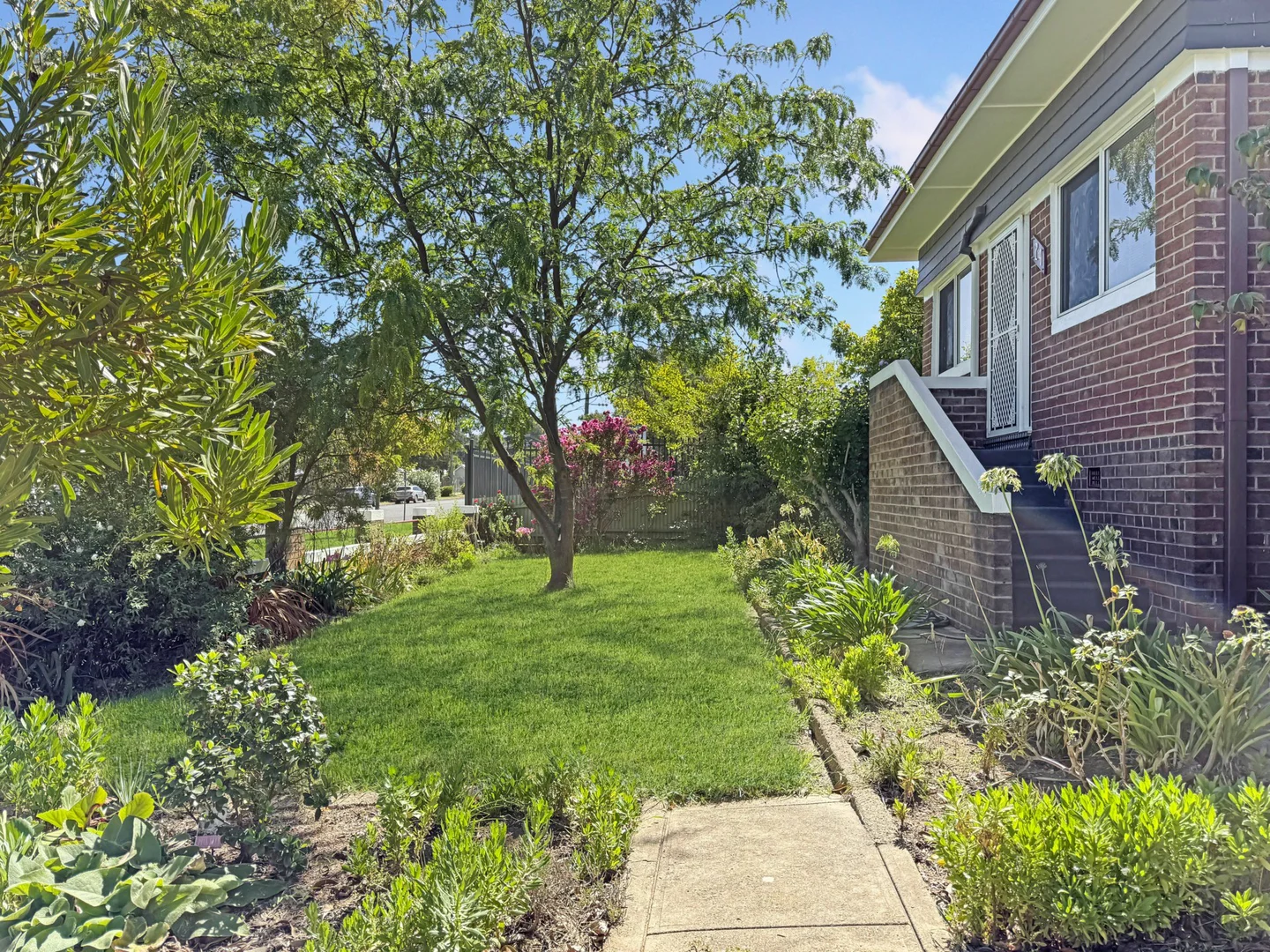 Additional image 20 of 24 McLerie Street, Young NSW 2594