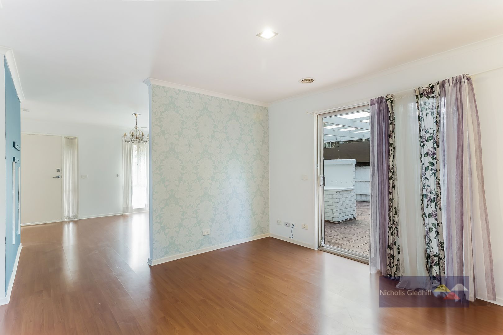 47 Hamilton Drive, Cranbourne North VIC 3977, Image 2