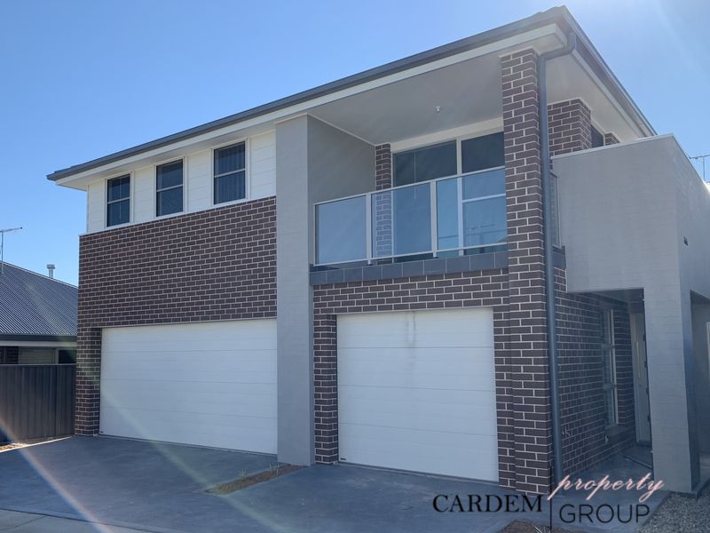 1 bedrooms Apartment / Unit / Flat in A/100 Willowdale Drive DENHAM COURT NSW, 2565