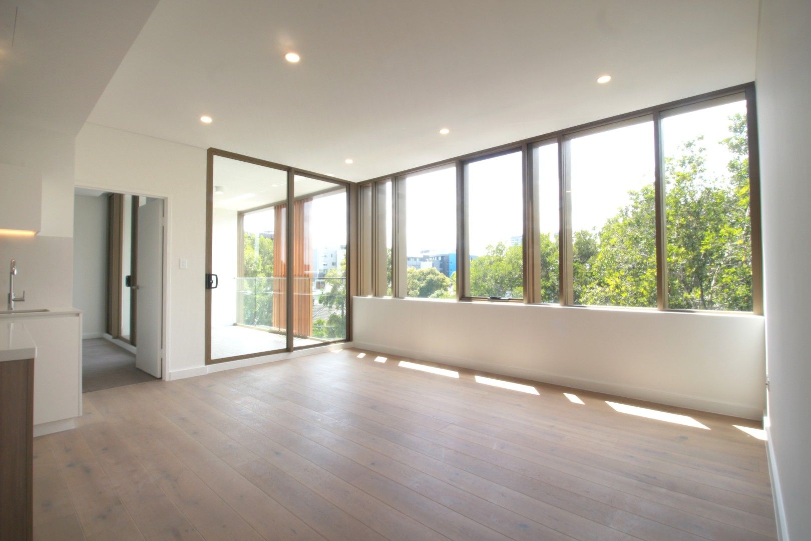 2 bedrooms Apartment / Unit / Flat in 308/713 Elizabeth Street WATERLOO NSW, 2017