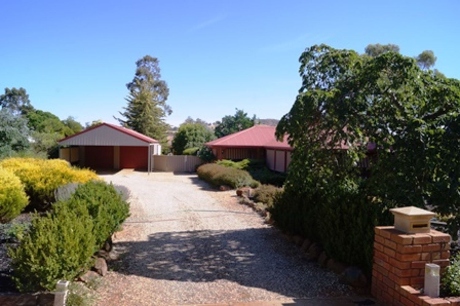 911 Dookie Street, Dookie Property History & Address Research Domain