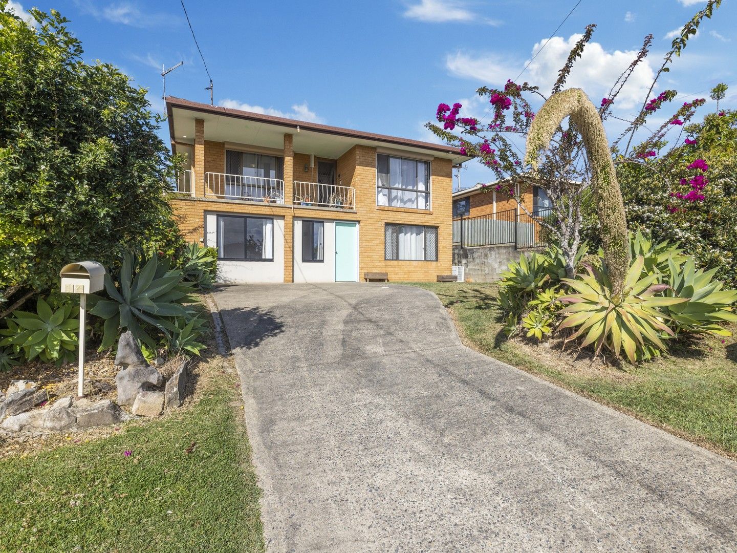 5 bedrooms House in 14 Sare Street WOOLGOOLGA NSW, 2456