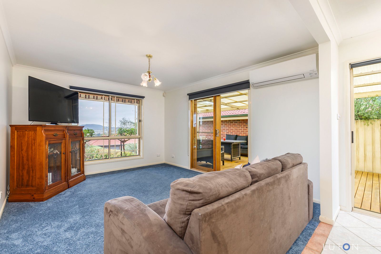 2A Nugent Close, Jerrabomberra NSW 2619, Image 2