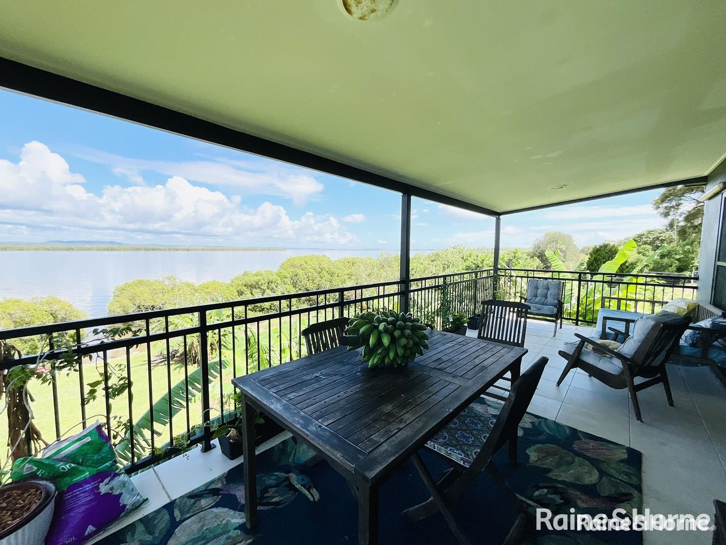 44 Mark Road, Russell Island QLD 4184, Image 2