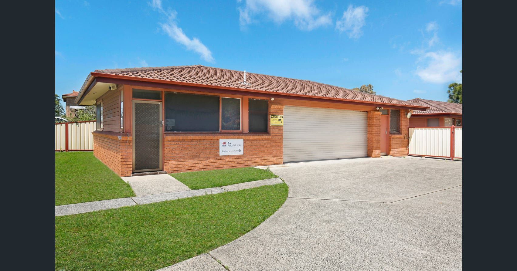 1 bedrooms Studio in 43A Reddall Parade LAKE ILLAWARRA NSW, 2528