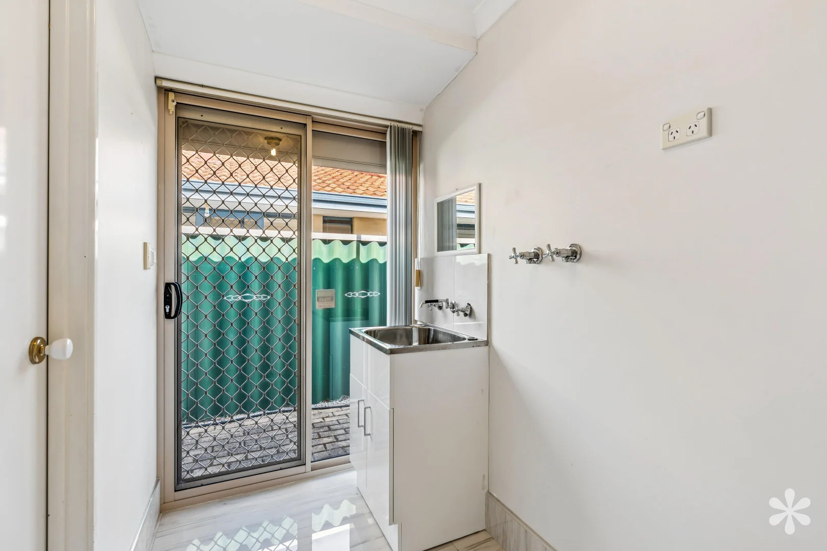 Additional image 12 of 12 Balaka Way, Queens Park WA 6107