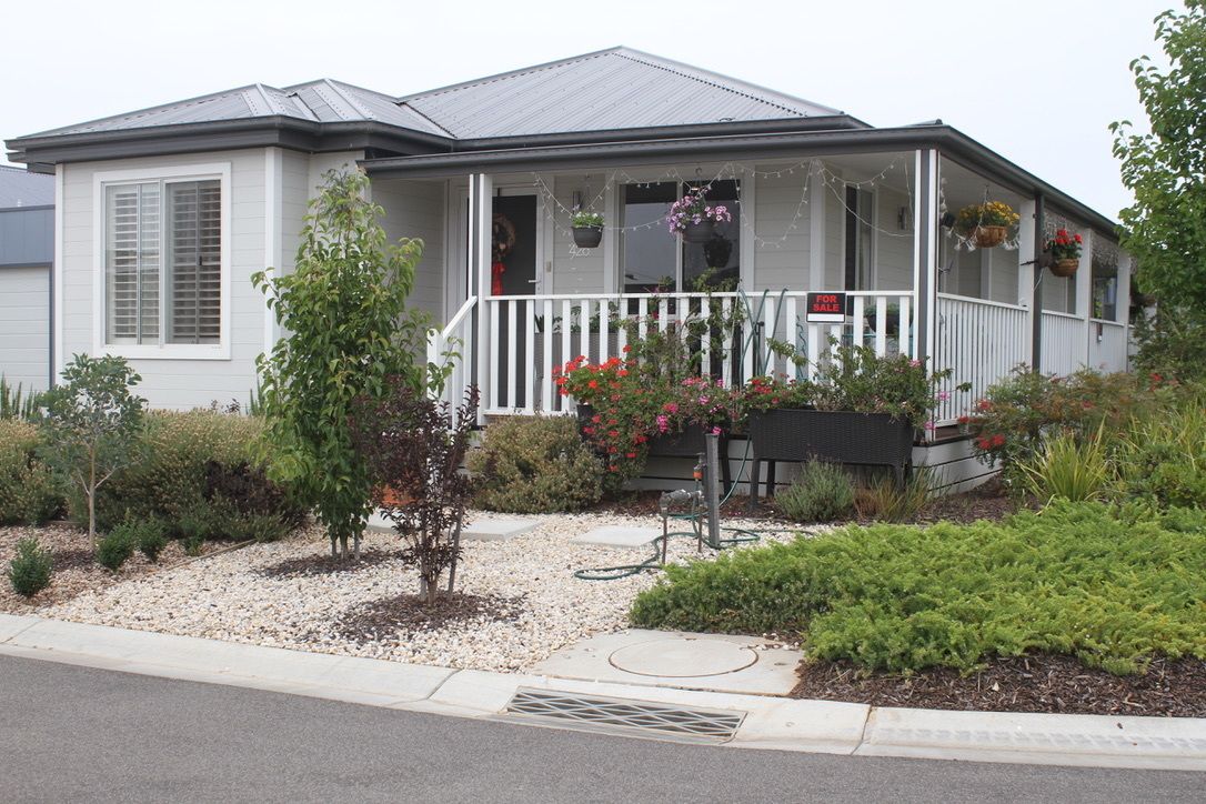 426/50 Saltwater Promenade, Point Cook Property History & Address