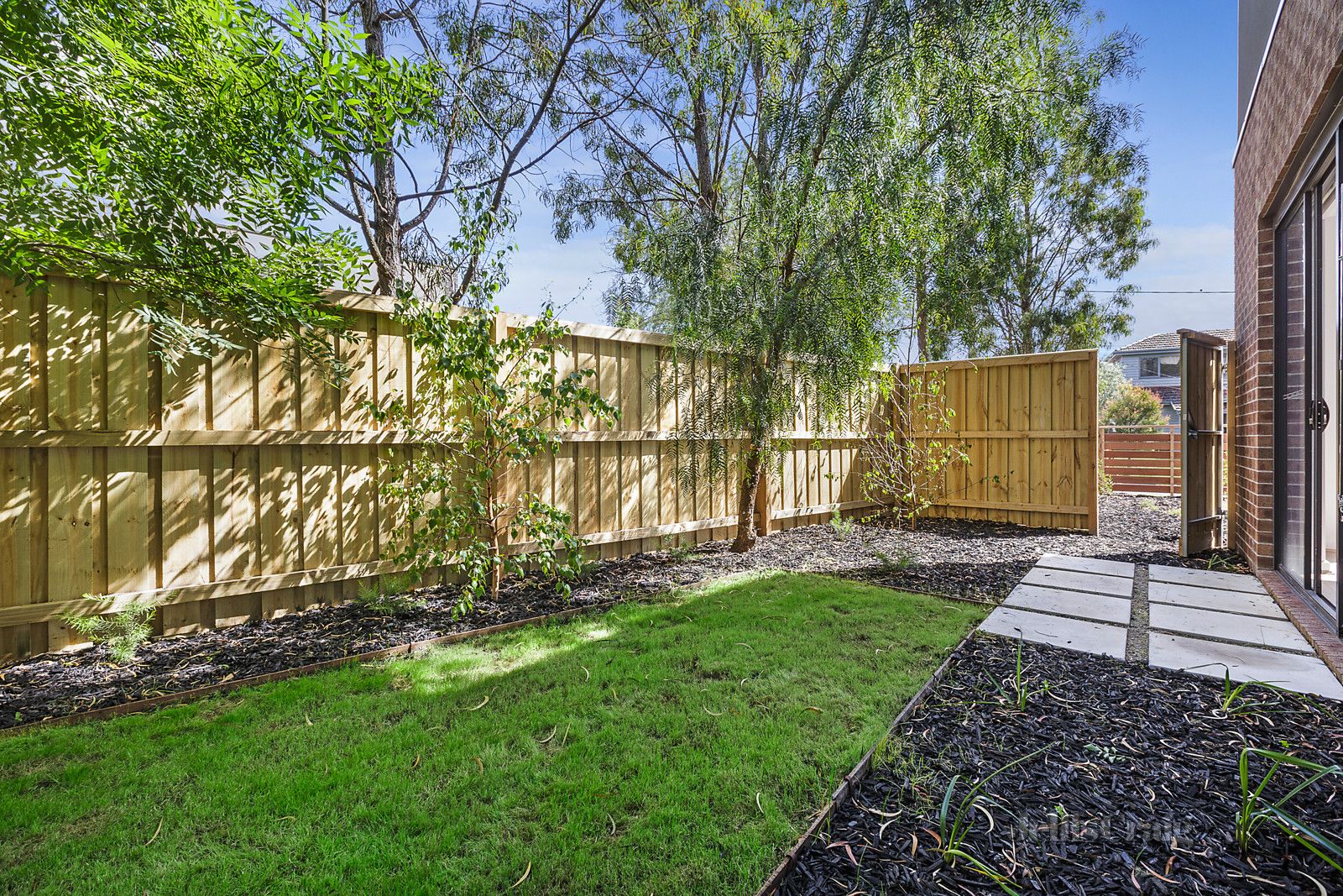 1/5 Curzon Street, Ivanhoe VIC 3079, Image 1