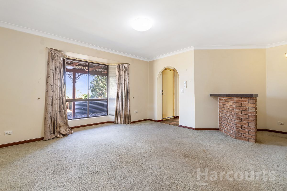 124 Scenic Drive, Wanneroo WA 6065, Image 2